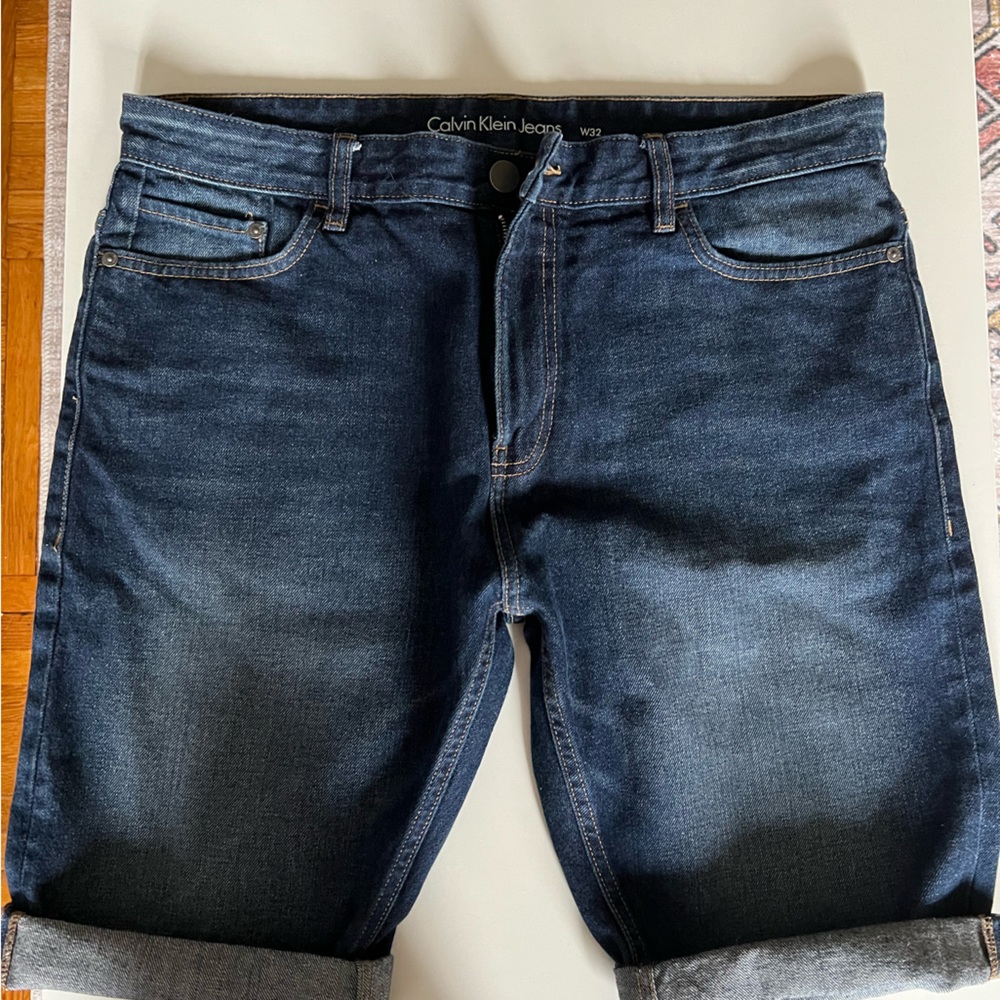 Calvin Klein Denim shorts . Size 32